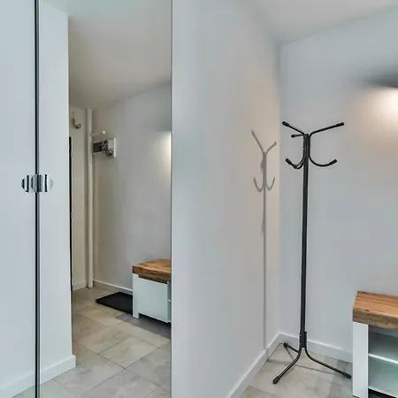 Ltc - Bema Przy Swietojanskiej アパート *